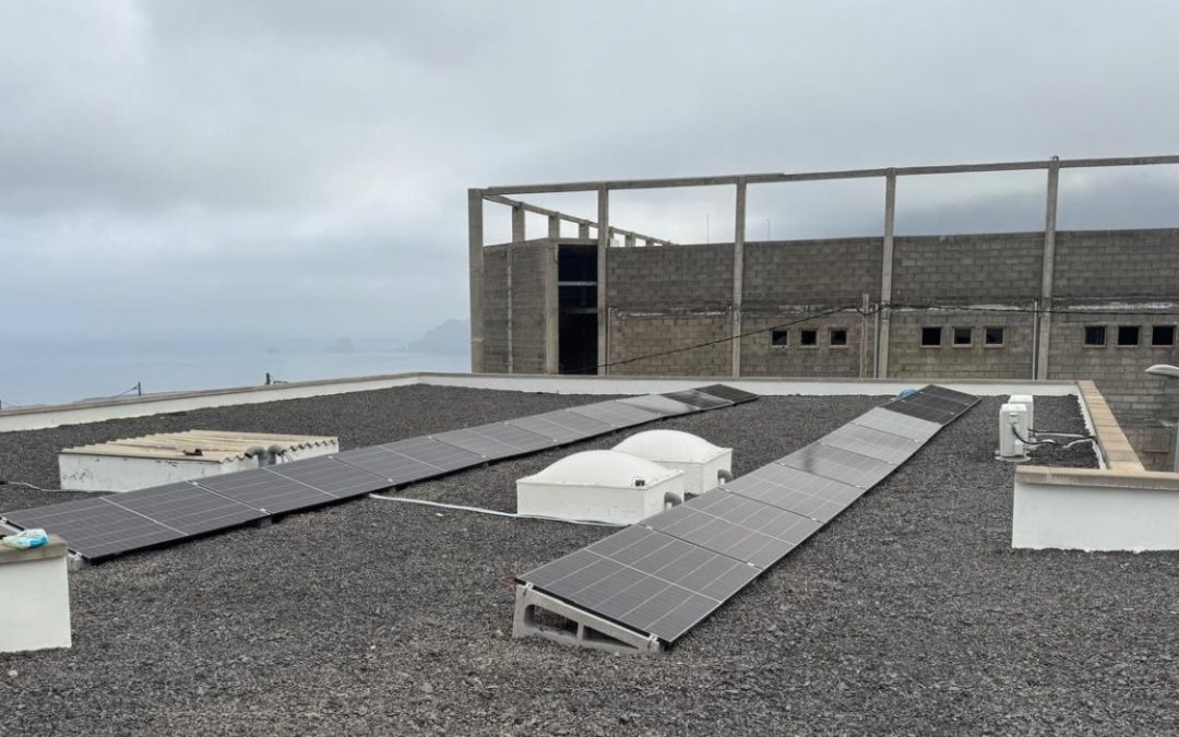 El Cabildo de El Hierro impulsa la eficiencia energética en el Centro de Día Ezeró